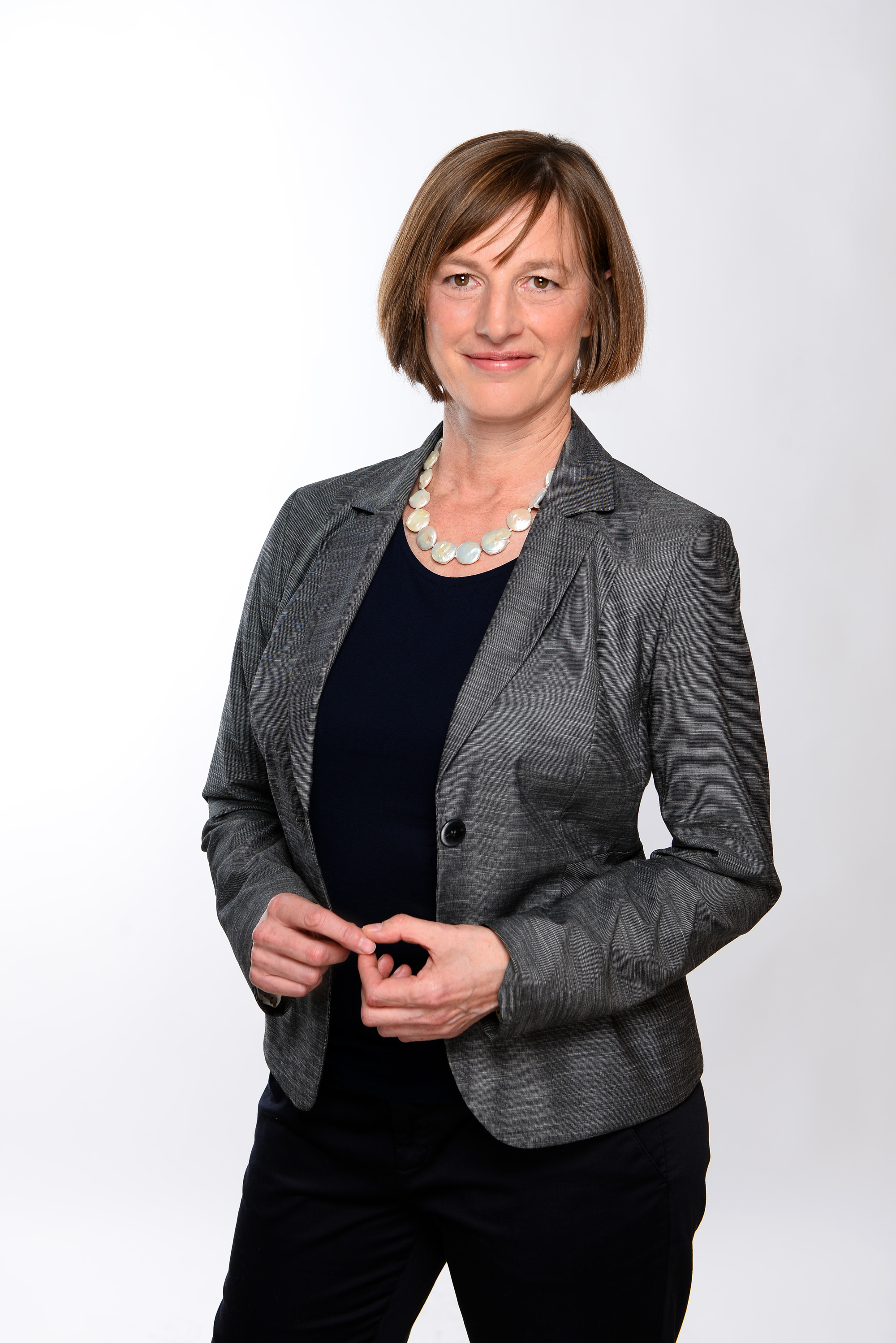Dr. Silvia Dehne
